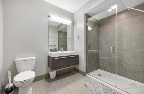 Downtown St. Louis Apartment | Towers At Opop 703 Spacios And Cozy 1 Bd 1 B