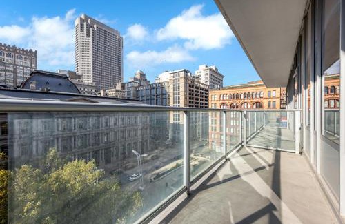 Downtown St. Louis Apartment | Towers At Opop 703 Spacios And Cozy 1 Bd 1 B