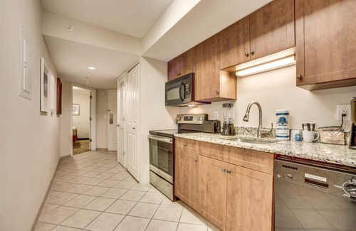 Cherry Grove Beach Apartment | Towers On The Grove Condo