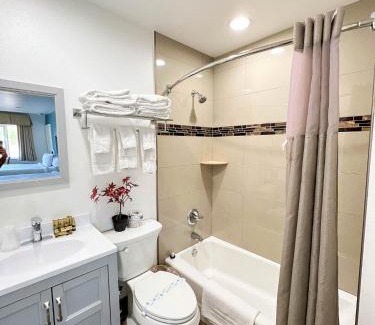 North State Hotel | Town and Country Inn