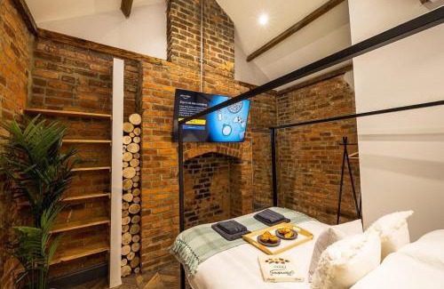 Morpeth House | Town center cottage with Hot tub