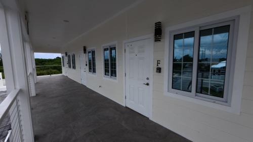 Marsh Harbour Hotel | Town Centre Abaco