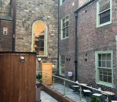 Morpeth Apartment | Town Centre Apartments with Spa