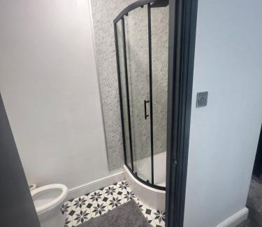 Barnstaple House | Town Centre En Suite Room 1
