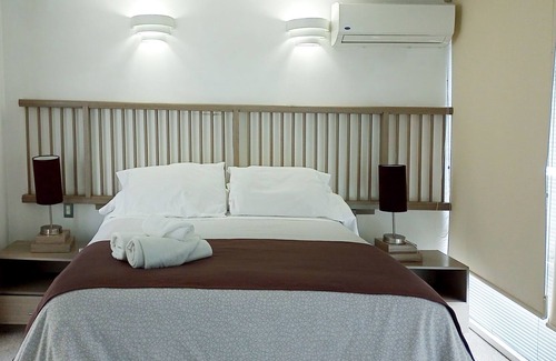 Coyoacan Apartment | Town House 2 in San Ángel 2BR/3BA 1 Queen 2 Twin 1 Sofa bed double
