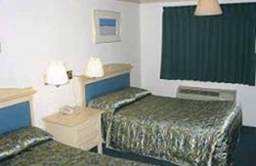 Lancaster Hotel | Town House Motel