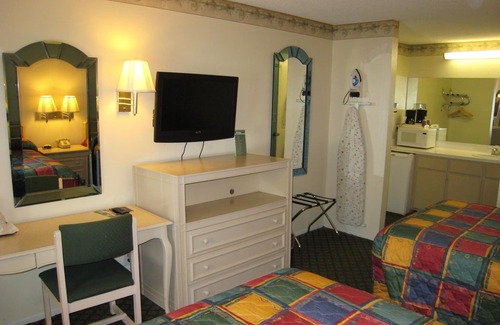 Lancaster Hotel | Town House Motel