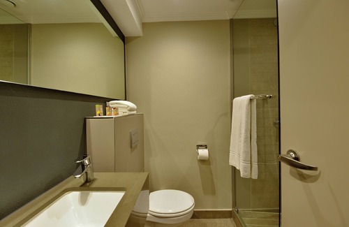 Eikenbosch Hotel | Town Lodge Bellville