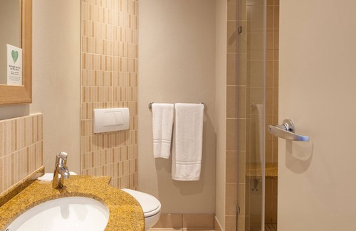Summerstrand Hotel | Town Lodge Gqeberha