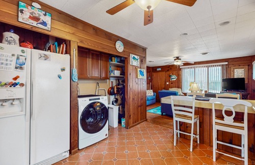 South Bethany Harbor House | Town of South Bethany waterfront home with boat ramp - 5-min walk to beach