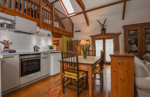Lydford Cottage | TOWNEND BARN, pet friendly, character holiday cottage in Lydford