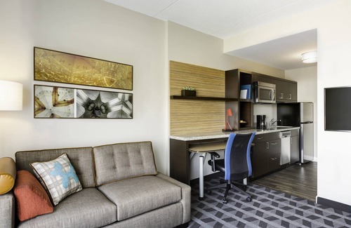 North Kansas City Hotel | TownePlace Suites by Marriott Kansas City at Briarcliff