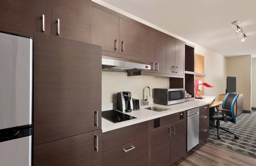 Janesville Hotel | TownePlace Suites by Marriott Janesville