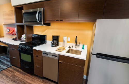 Las Vegas Hotel | TownePlace Suites By Marriott Las Vegas Stadium District