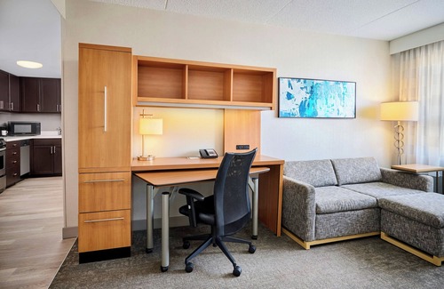 Airport Corporate Hotel | TownePlace Suites by Marriott Mississauga-Arpt Corp Ctr