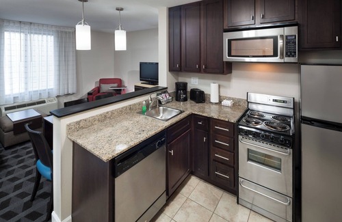 Columbia Hotel | TownePlace Suites by Marriott Columbia Southeast/Ft Jackson