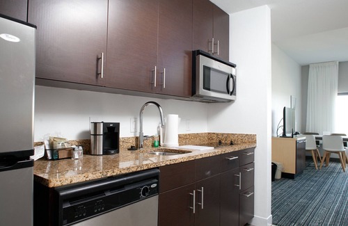 Eden Hotel | Towneplace Suites by Marriott Savannah Airport