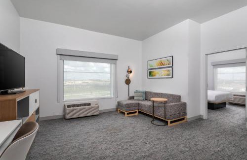 Florida Center Hotel | TownePlace Suites By Marriott Orlando Southwest Near Universal