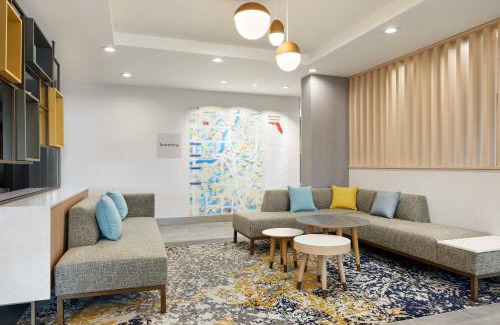 Orient Park Hotel | TownePlace Suites by Marriott Tampa Casino Area