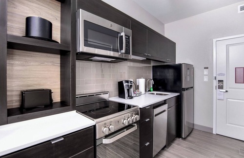 Houston Hotel | Towneplace Suites Houston Hobby Airport