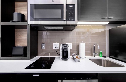 Houston Hotel | Towneplace Suites Houston Hobby Airport