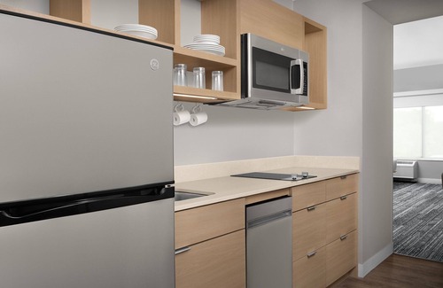 Northside Hotel | TownePlace Suites Jacksonville Airport