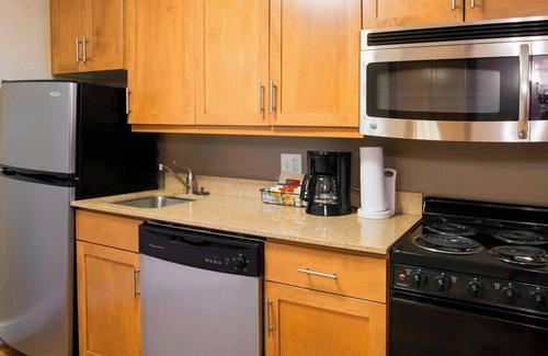 Overland Park Hotel | TownePlace Suites Kansas City Overland Park