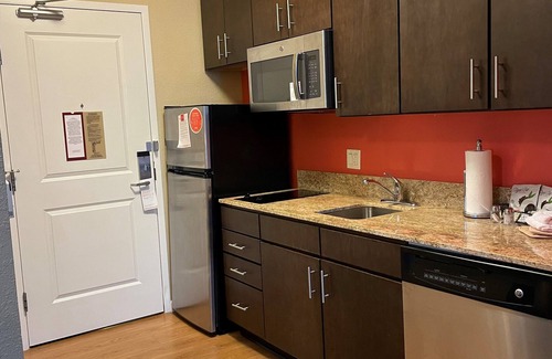 Florida Central Atlantic Coast Hotel | TownePlace Suites Orlando at FLAMINGO CROSSINGS® Town Center/Western Entrance