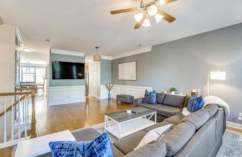 Ladson House | Townhome 3 Mi to Wescott Park and Golf Course!