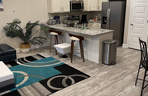 South Pensacola House | Townhome in Downtown Pensacola w/POOL