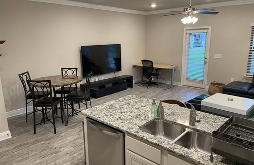 South Pensacola House | Townhome in Downtown Pensacola w/POOL