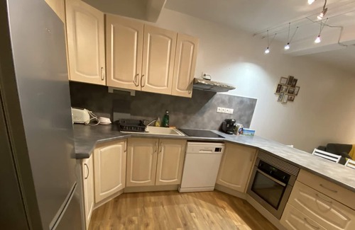 Tain-l'Hermitage House | Townhouse 74 m2, downtown tain l'hermitage