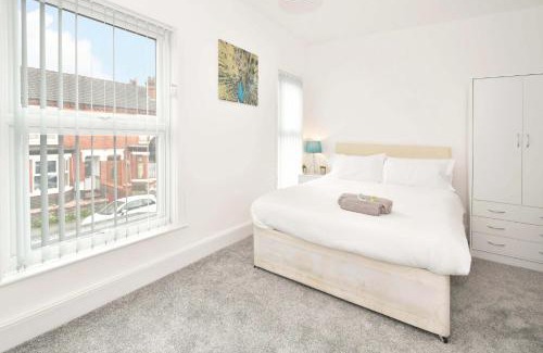 Crewe House | Townhouse @ 86 Brooklyn Street Crewe