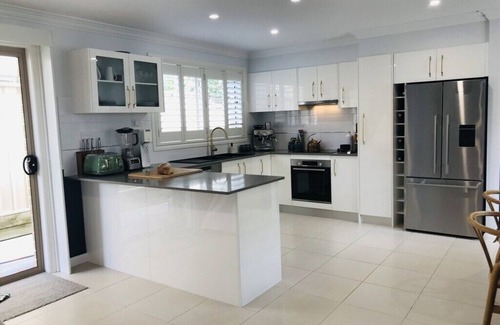 Umina Beach House | Townhouse conveniently located 50m from beach. Walking distance to everything.