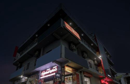 Greater Noida Hotel | Townhouse Diamond View
