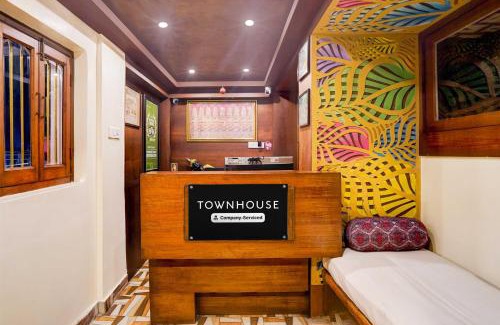 Varanasi Hotel | Townhouse Heritage Scindia Ghat