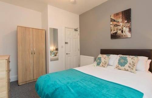 Crewe House | Townhouse @ Minshull New Road Crewe
