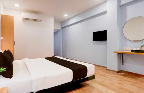 Allahabad Hotel | Townhouse Oak Prayagraj Railway Station