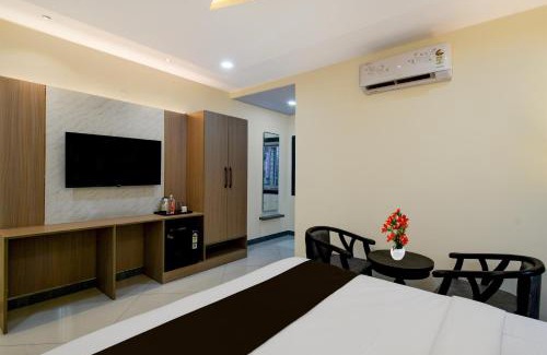 Hyderabad Hotel | Townhouse Oak Premier Raidurg Bio Diversity Park
