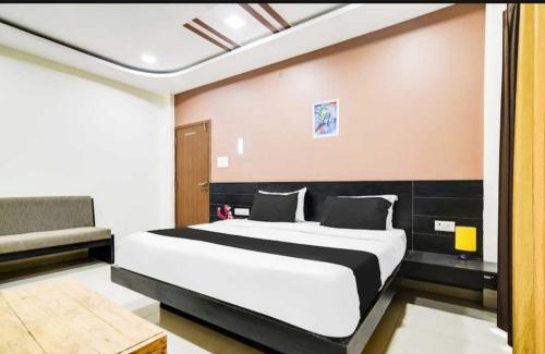 Rajendra Nagar Hotel | Townhouse Rajendra Nagar Main Road