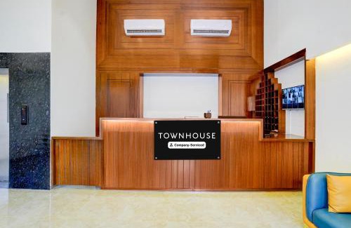Nashik Hotel | Townhouse Skyboat XLO Point