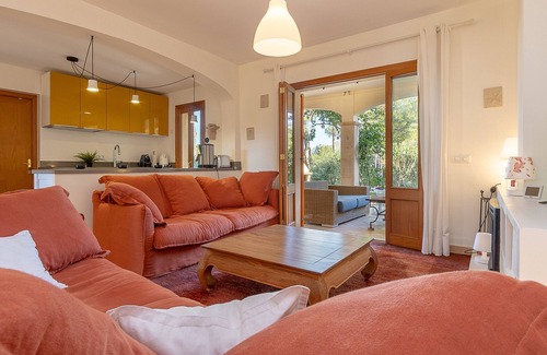 Arta House | Townhouse Sonrisa by homevillas360