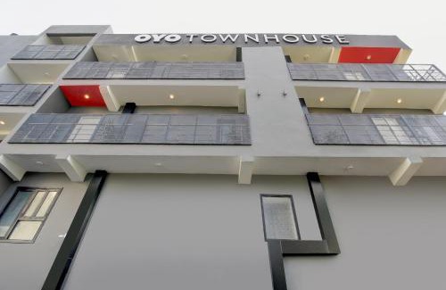 Faridabad Hotel | Townhouse Surajkund