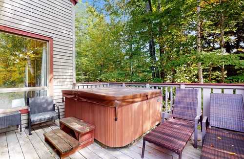 Stratton Mountain House | Townhouse w/hot tub, fireplace, shuttle, wifi, w/d, community sports club