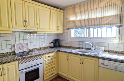 Mijas Ski Chalet | Townhouse with rooftop terrace La Cala de Mijas