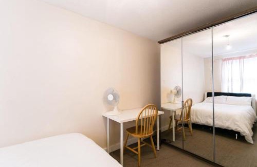 Gipsy Hill Apartment | TownHouse4bedRoomHouse
