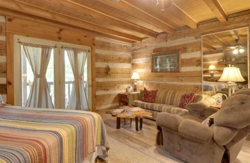 Townsend Apartment | Townsend Apt on Little River - 3 Mi to Natl Park!
