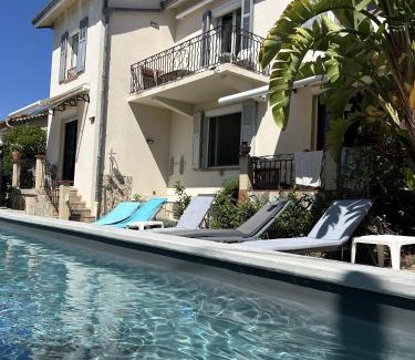 Antibes Apartment | Très beau Studio lumineux dans Villa avec piscine