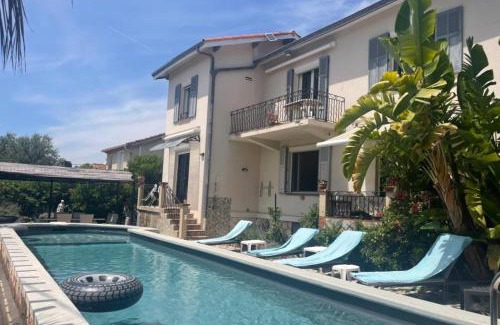 Antibes Apartment | Très beau Studio lumineux dans Villa avec piscine