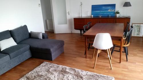Dinard Apartment | Très bel appartement centre ville 2 mn plages et marché